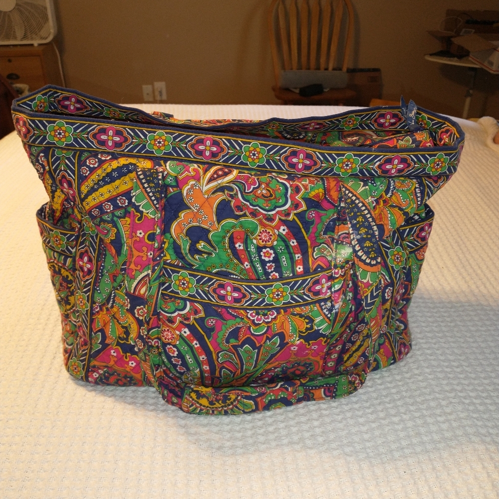 Vera Bradley tote LARGE